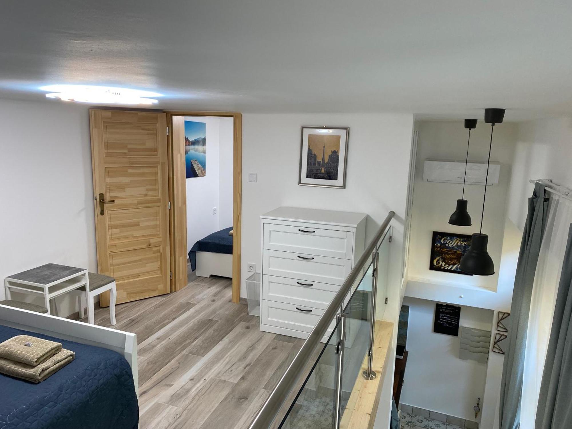 Amazing Kazinczy Flat No. 1 Budapest — Photos 2